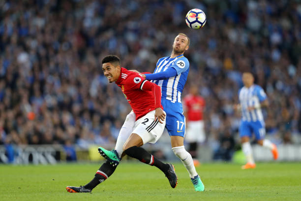 上表达了对 上表达了对